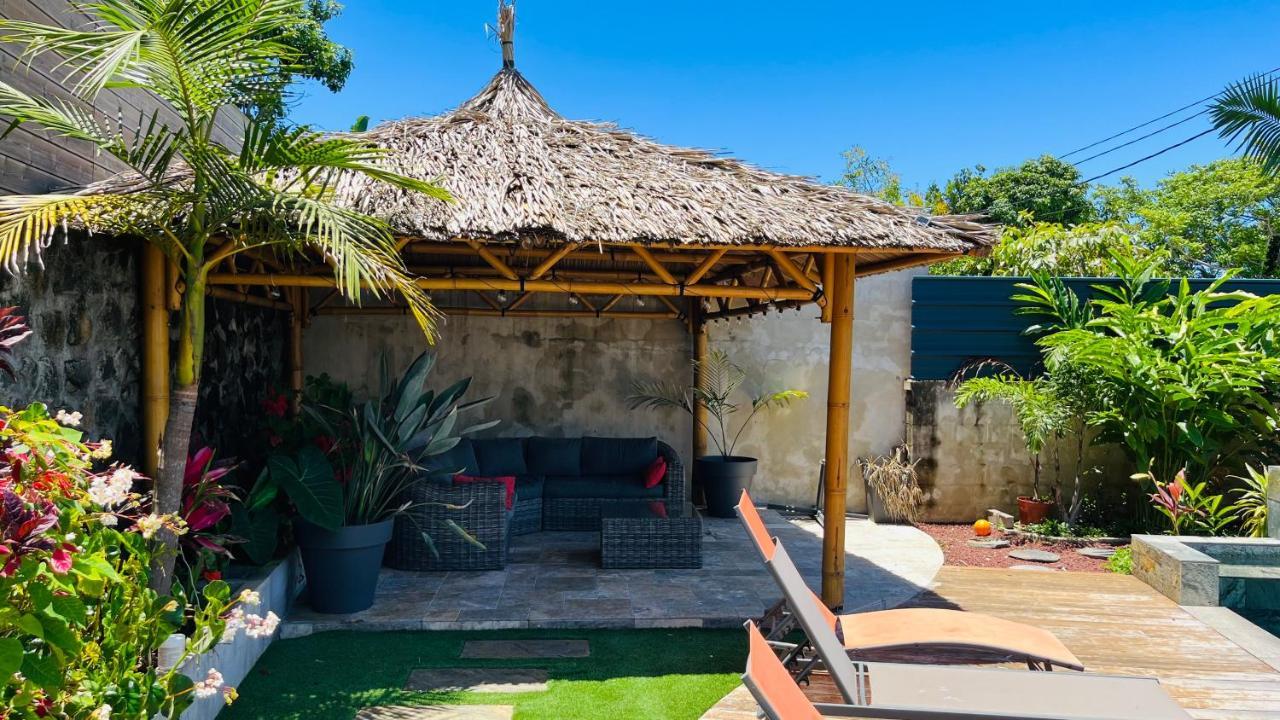 Le Clos D'Isis - Piscine Chauffee Le Tampon Luaran gambar